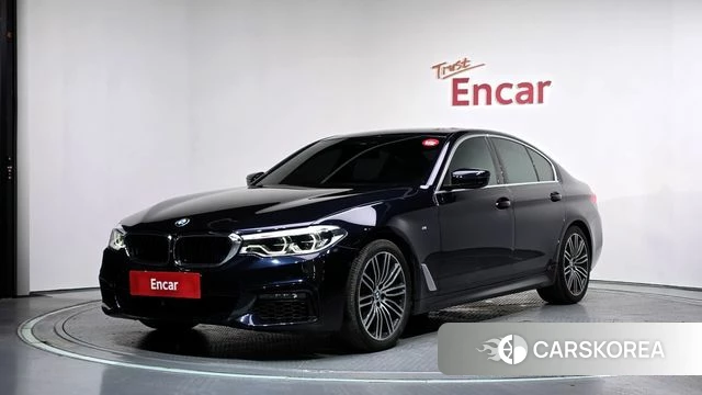 BMW 5 Series (G30) 2019 Черный из Кореи