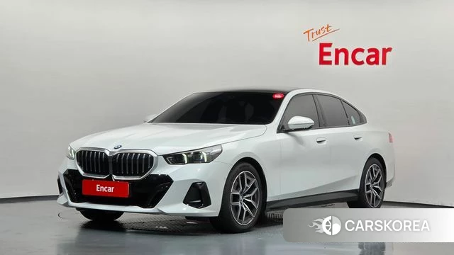BMW 5 Series (G60) 2025 Белый из Кореи