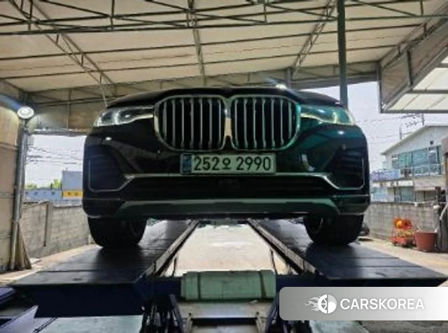 BMW X7 (G07) 2021 Черный из Кореи