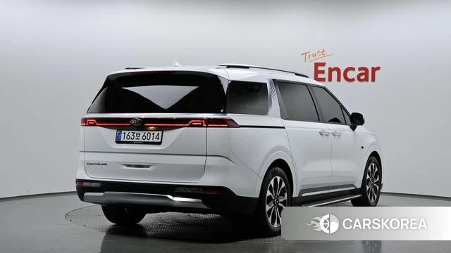 Kia Carnival 4th generation 2020 Белый из Кореи