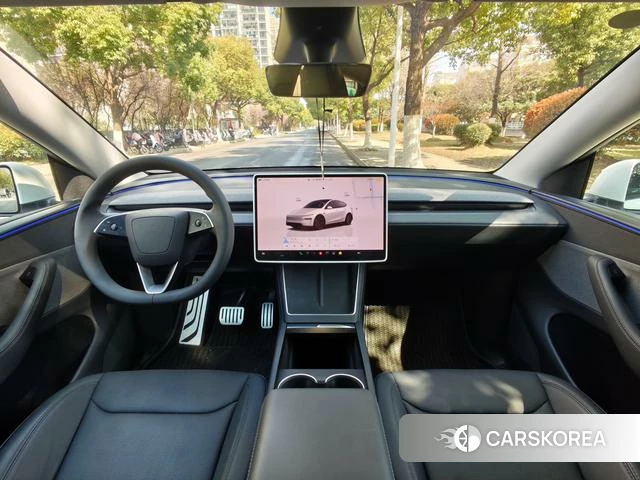 Tesla Model Y 2026 Белый из Китая