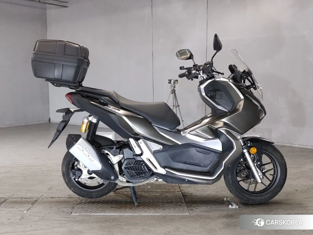 Проданный Honda ADV150 2019 из Японии, фото 2