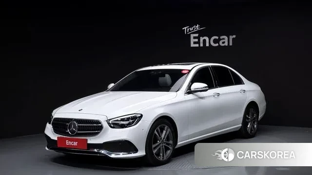 Mercedes-Benz E-Class W213 2023 Белый из Кореи