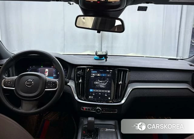 Volvo S60 2022 Белый из Китая