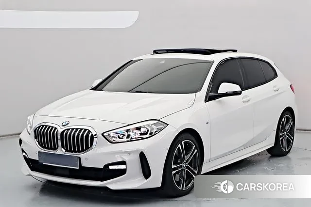 BMW 1 Series (F40) 2022 Белый из Кореи