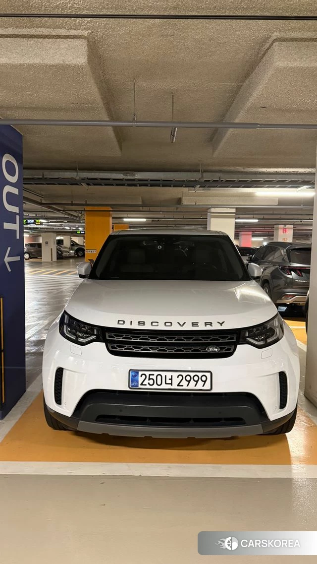 Land Rover Discovery 5 2019 Белый из Кореи