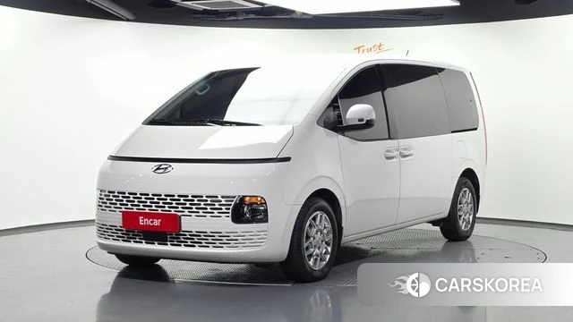 Hyundai Staria 2021 Белый из Кореи
