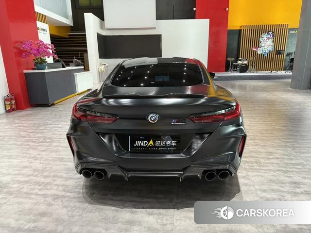 BMW M8 2022 Черный из Китая