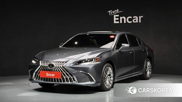 Lexus ES300h 7th generation 2026 Серый из Кореи