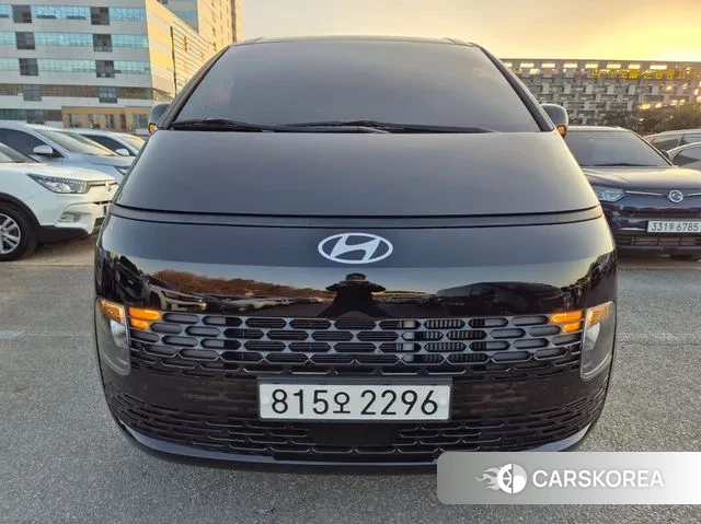 Hyundai Staria 2024 Черный из Кореи