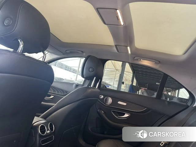 Mercedes-Benz Class C 2019 Серебристо-серый из Китая