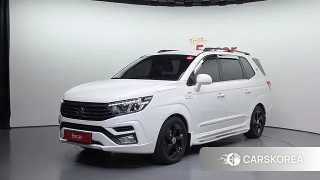 Ssangyong Korando Turismo 2019 Белый из Кореи