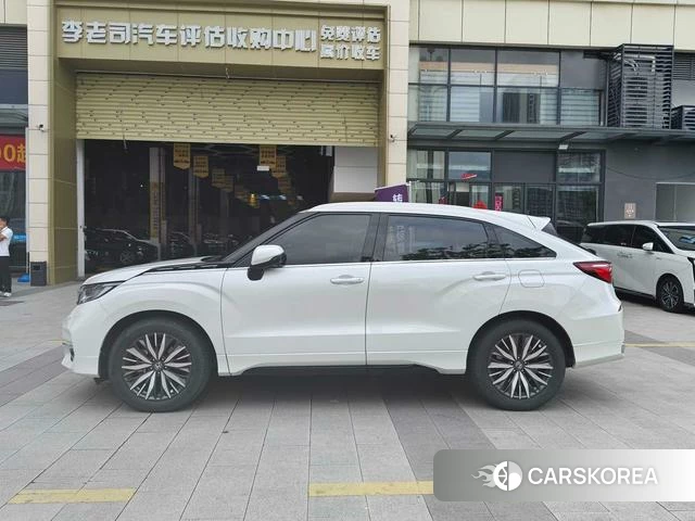 Honda Crown Road 2021 Белый из Китая