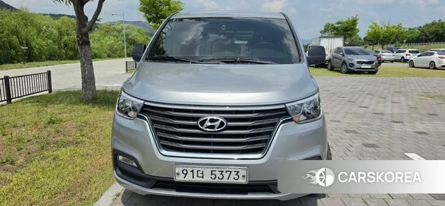 Hyundai The New Grand Starex 2018 Серебристо-серый из Кореи