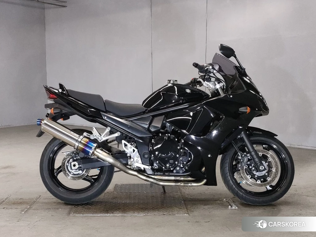 Проданный Suzuki BANDIT 1250F 2010 из Японии