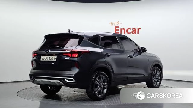 Kia Seltos 2020 Серый из Кореи