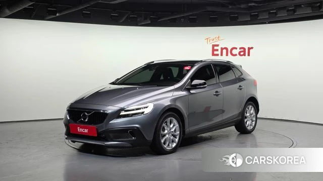 Volvo V40 Cross-Country 2018 Серый из Кореи