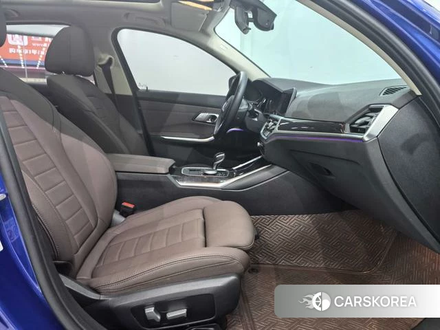 BMW 3 series 2021 Синий из Китая