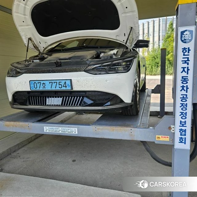 Kia EV6 2022 Белый из Кореи