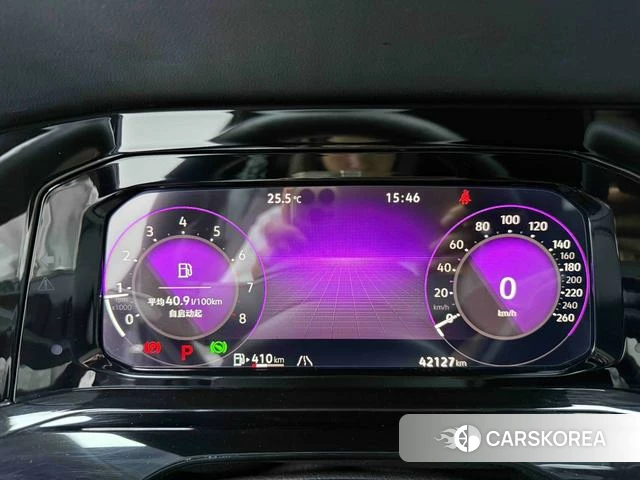 Volkswagen Golf 2023 Темно-серый из Китая