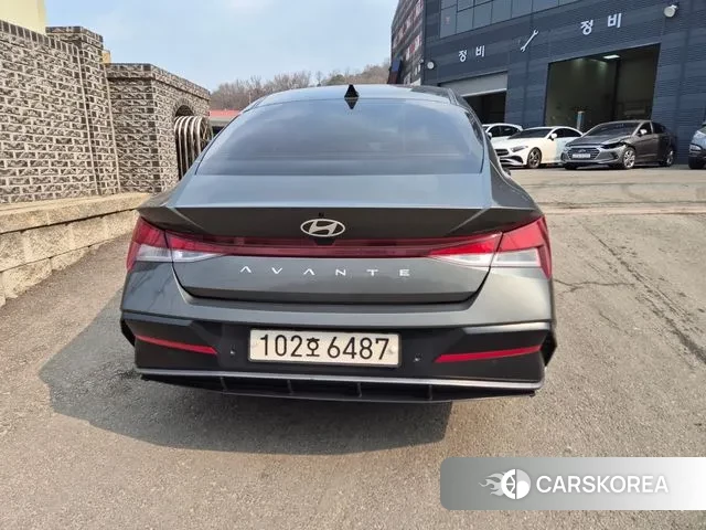 Hyundai The New Avante (CN7) 2023 Серый из Кореи