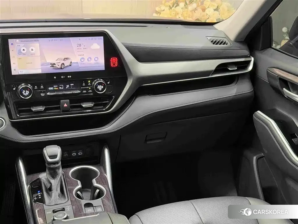 Toyota Highlander 2025 Черный из Китая