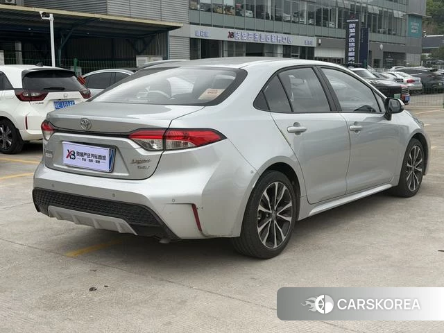 Toyota Lei Ling 2022 Серебристо-серый из Китая