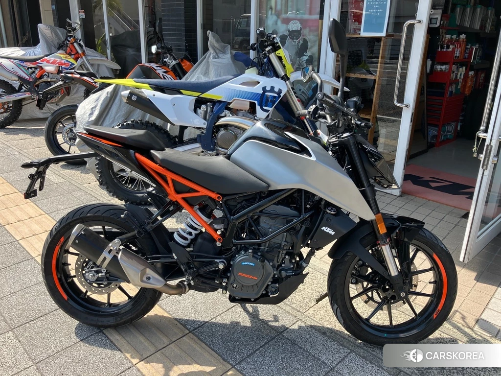 Проданный KTM 125 DUKE 2020 из Японии, фото 2