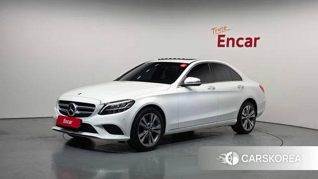 Mercedes-Benz C-Class W205 2020 Белый из Кореи