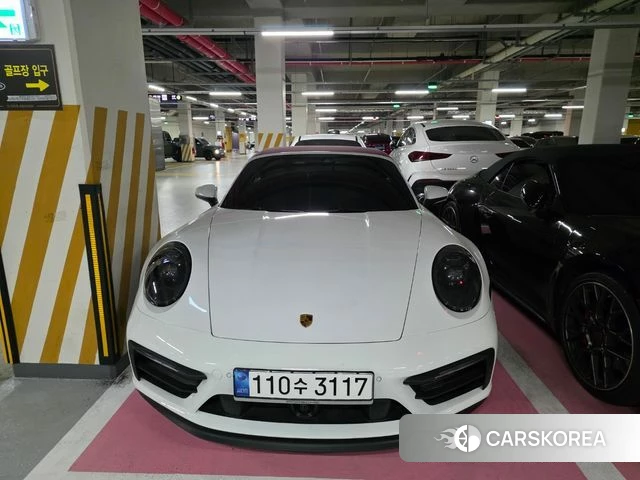 Porsche 911(992) 2022 Белый из Кореи
