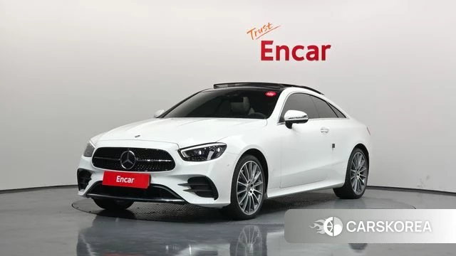 Mercedes-Benz E-Class W213 2021 Белый из Кореи