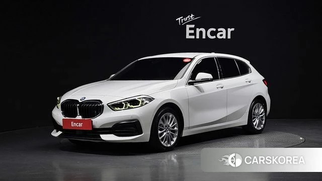 BMW 1 Series (F40) 2020 Белый из Кореи
