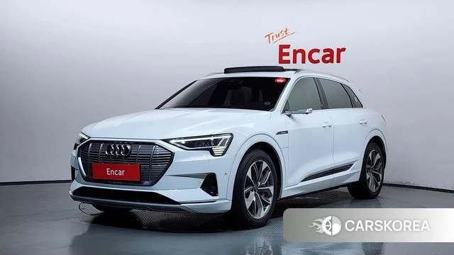 Audi e-Tron 2021 Белый из Кореи