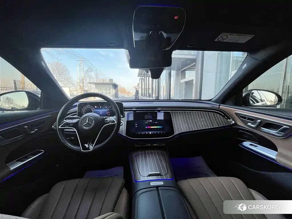 Mercedes-Benz E-class 2024 Черный из Китая