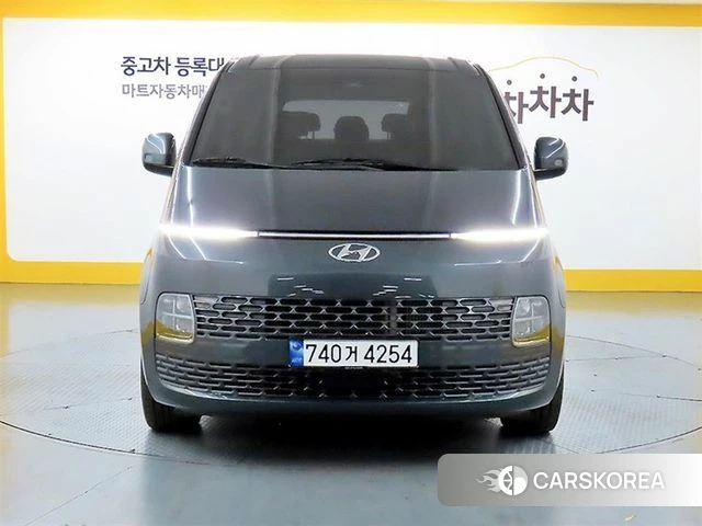 Hyundai Staria 2022 Серый из Кореи