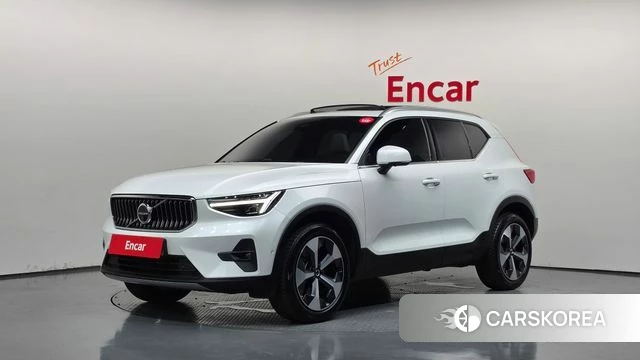 Volvo XC40 2024 Белый из Кореи