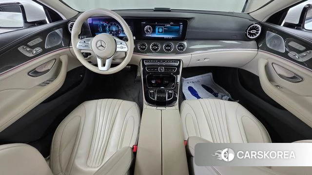 Mercedes-Benz CLS-Class C257 2020 Белый из Кореи