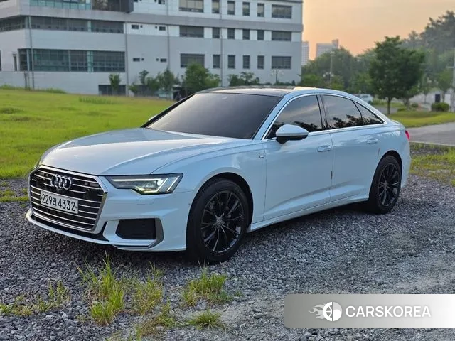 Audi A6 (C8) 2020 Черный из Кореи