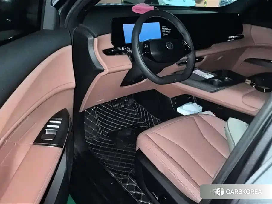 Chang'an Changan CS75PLUS 2026 Silver/gray из Китая