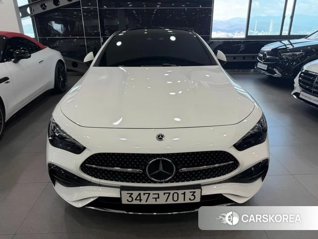 Mercedes-Benz CLE-Class C236 2025 Белый из Кореи