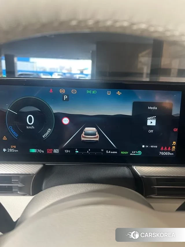 Genesis GV60 2022 Серый из Кореи