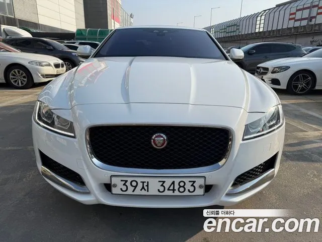 Jaguar XF (X260) 2018 Белый из Кореи