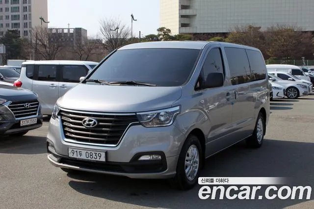 Hyundai The New Grand Starex 2018 Серый из Кореи