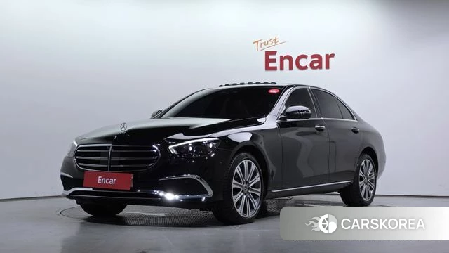 Mercedes-Benz E-Class W213 2023 Черный из Кореи