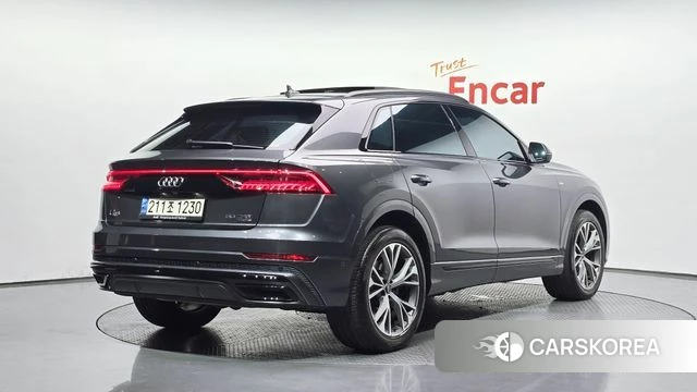Audi Q8 (4M) 2022 Серый из Кореи