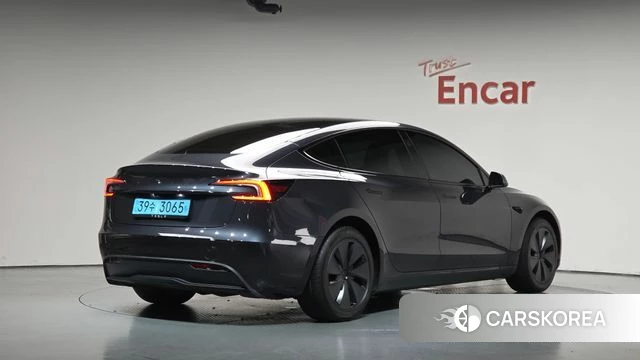 Tesla Model 3 2025 Серый из Кореи