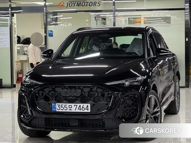 Audi Q5 (80A) 2025 Черный из Кореи