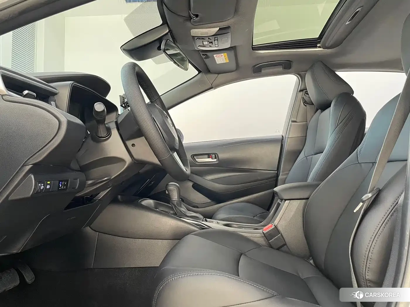 Toyota Levin 2022 Белый из Китая