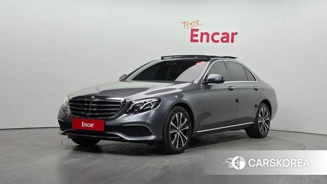 Mercedes-Benz E-Class W213 2019 Серый из Кореи