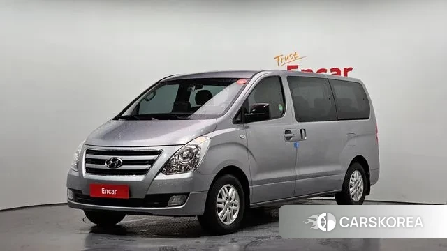 Hyundai Grand Starex 2018 Серебряный из Кореи